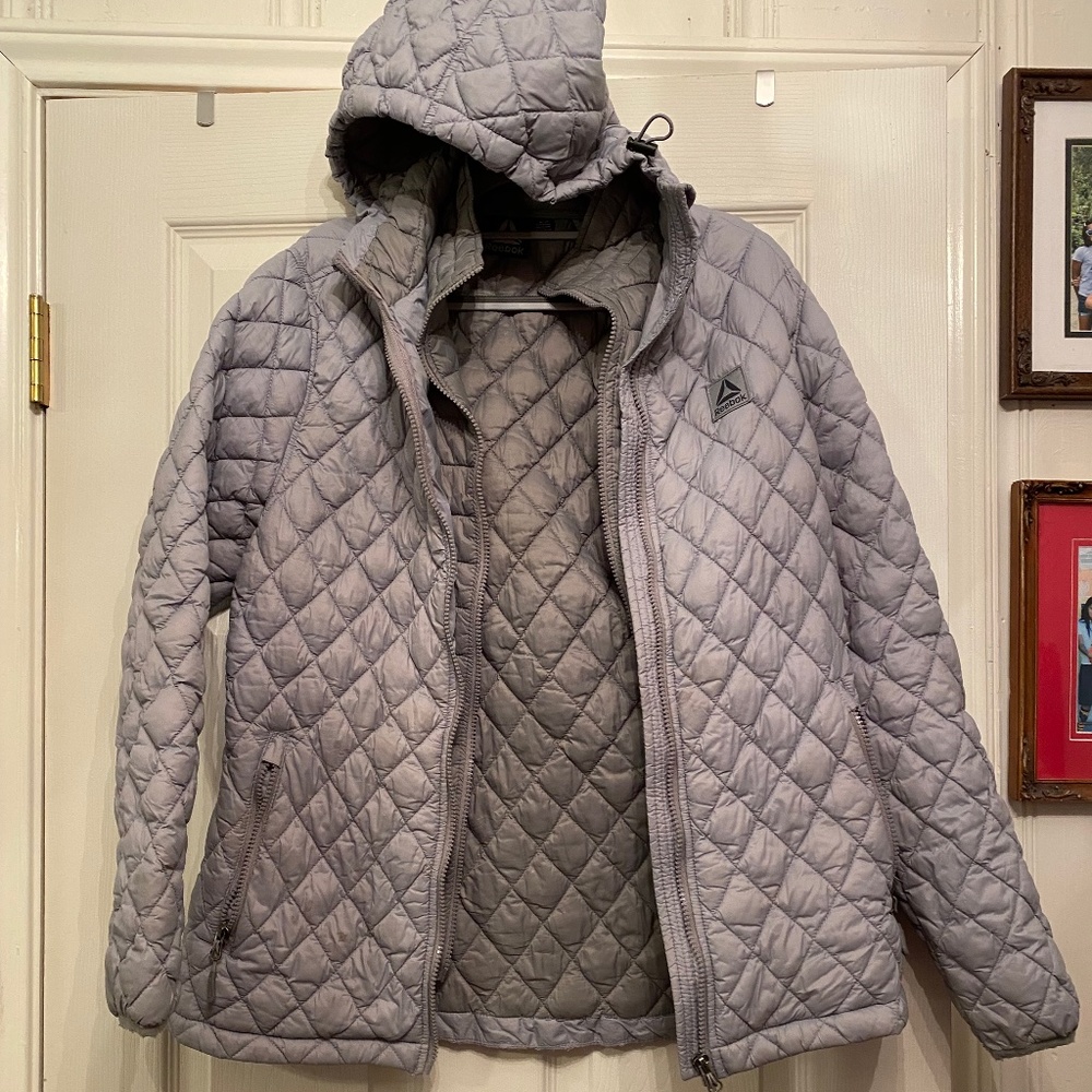 Women’s Grey Puffy Jacket